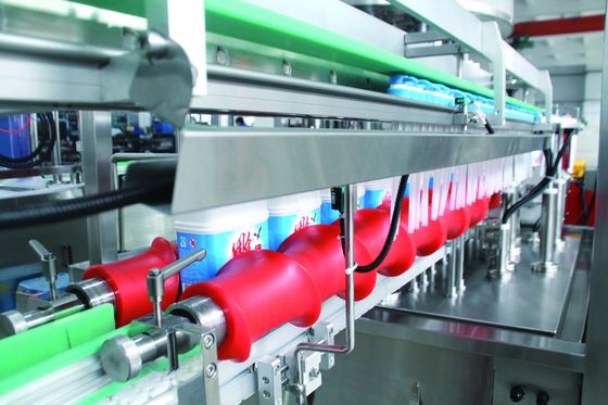 Tappatrice di plastica della bottiglia della struttura di tre artigli