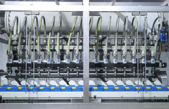 Toilette che pulisce la linea di produzione di riempimento liquida 4KW 5000bph