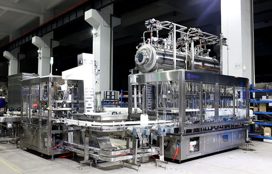 Tappatrice di riempimento fluida disinfettante medica