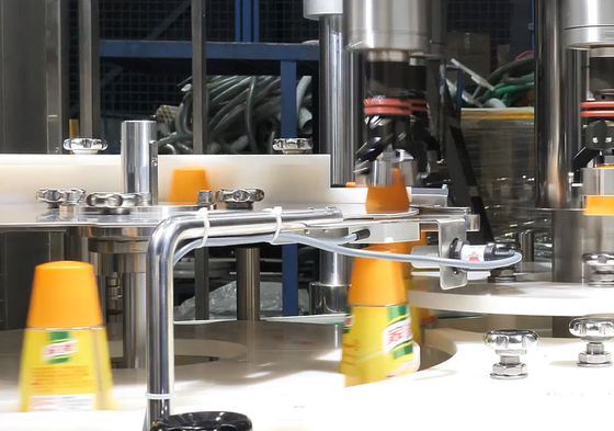 4000W pollo Juice Bottle Servo Capping Equipment