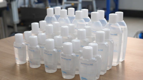 Linea di produzione di coperchiamento di riempimento cosmetica per materiale da otturazione della crema dell'acqua